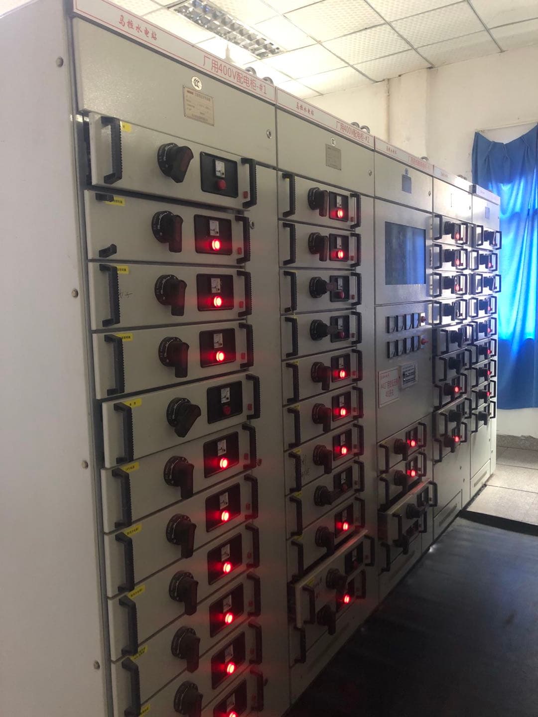 低压开关设备 project thumb